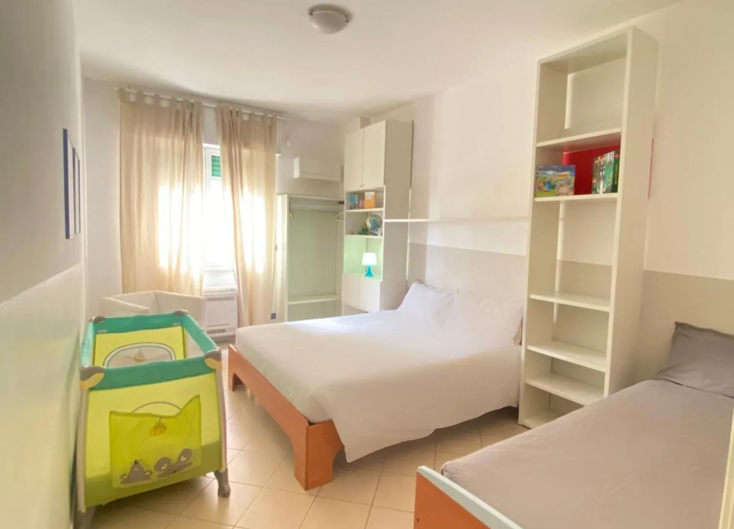 Babyaccommodation Family Comfort Pietra Ligure 0*,
